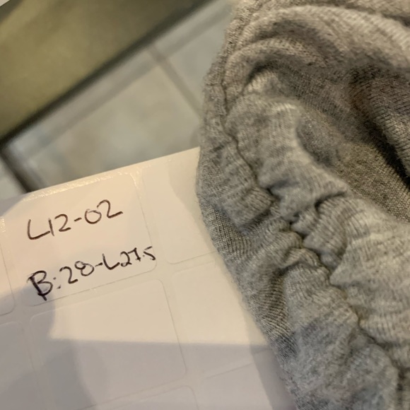 Remain Long grey top size small - Picture 2 of 2